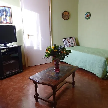 Couette-café Et Chez Annie Et Fredel 3*