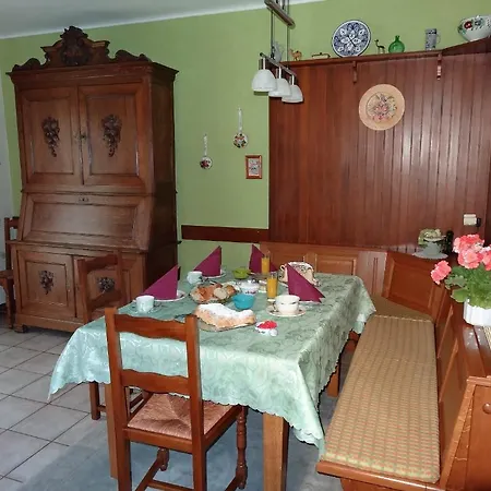 Et Chez Annie Et Fredel 3*